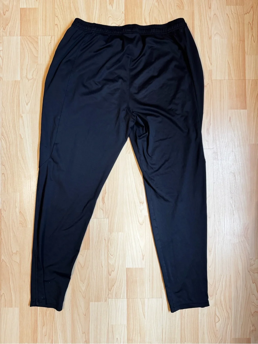 Under Armour Black Men's Joggers with Basketball Logo - Picture 4 of 4
